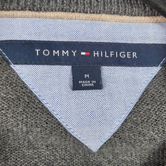 Tommy Hilfiger Mens Gray V-Neck Sweater Long Sleeve Classic Preppy Y2K Medium - Picture 4 of 7